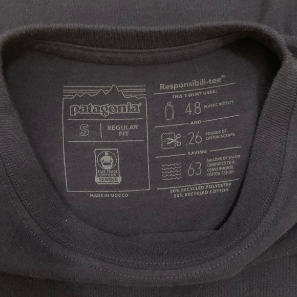Patagonia long sleeve tee - Picture 2 of 3